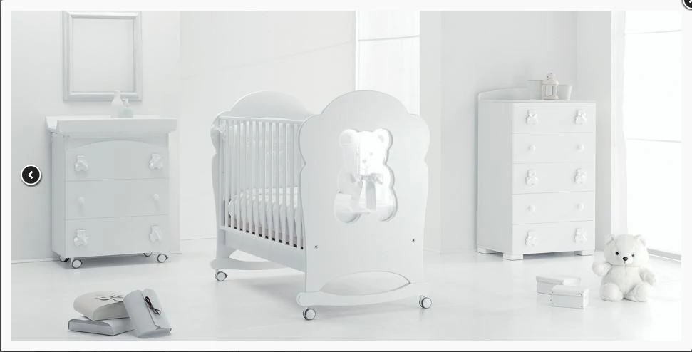 Детская кровать Erbesi Bubu белая в детской комнате