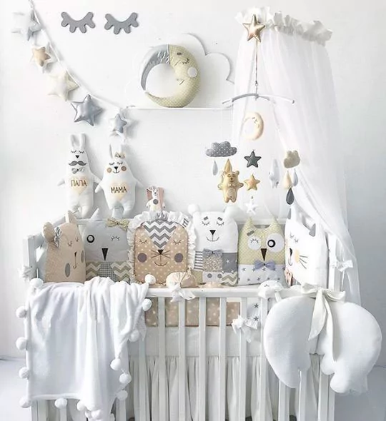 Коллекция бортиков, игрушек и белья для новорожденных малышей Серебряная луна