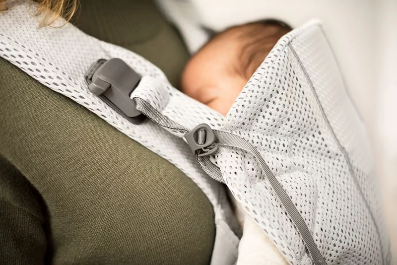 Рюкзак-кенгуру для переноски малыша ONE Cotton New 201Эрго рюкзак-переноска для Новорожденных детей BabyBjorn ONE Mesh 8