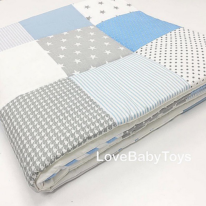 Детское лоскутное одеяло для новорожденных из коллекции Маленький принц размером 108 х 108 см от LoveBabyToys