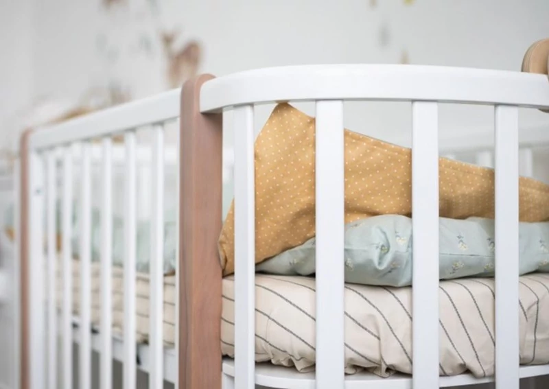 Детская кроватка для новорожденных Ellipse Classic имеет 3 уровня высоты ложа