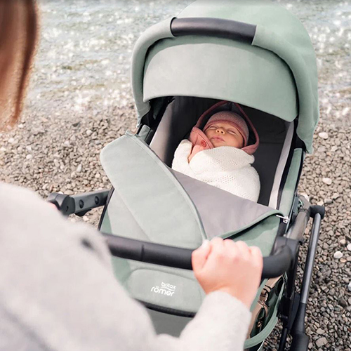 Просторная увеличенная люлька Britax Roemer Smile 5Z