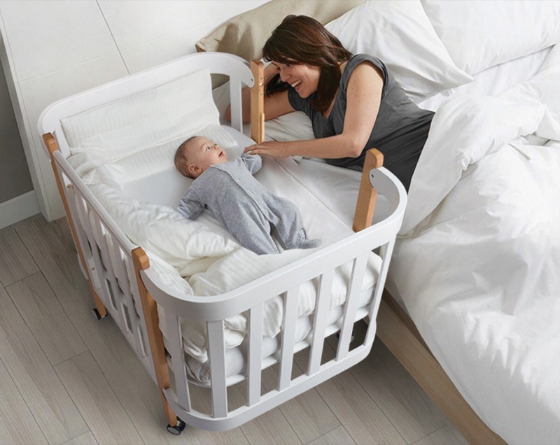 Кровать для новорожденного и ребенка постарше