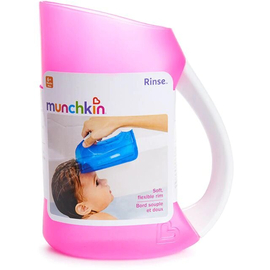 Розовый кувшин для мытья малыша от Munchkin краем из мягкого пластика
