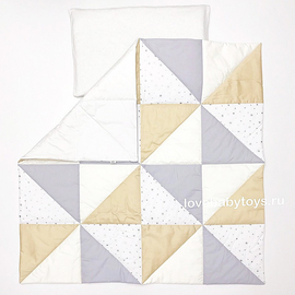 Детское лоскутное одеяло для новорожденных Треугольники из коллекции Серебряная луна размером 110 х 110 см от LoveBabyToys