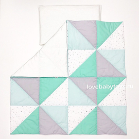 Детское лоскутное одеяло для новорожденных Треугольники из коллекции Мятный кот размером 110 х 110 см от LoveBabyToys