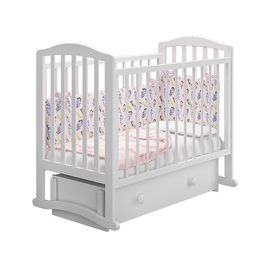 Кроватка для новорожденного Piccolo из серии Milano с поперечным маятником и ящиком в белом цвете